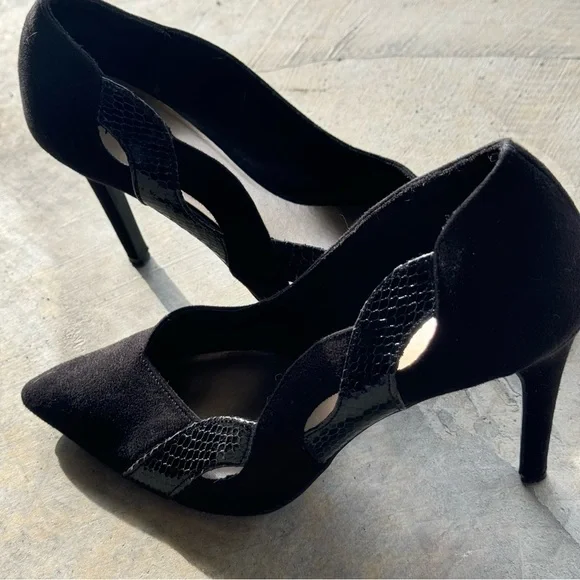 Fioni black suede and snake twist high  Heels - Picture 2 of 7